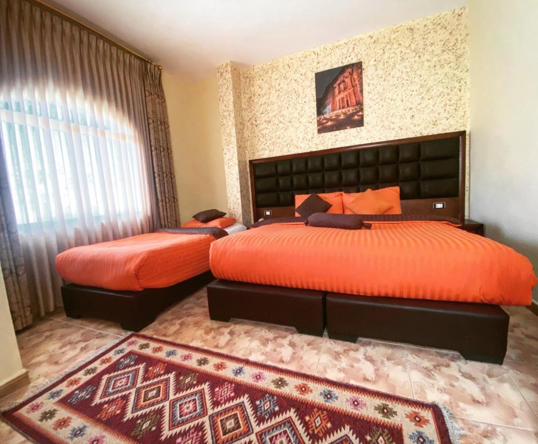 Anbat Midtown Hotel Вади Муса Экстерьер фото