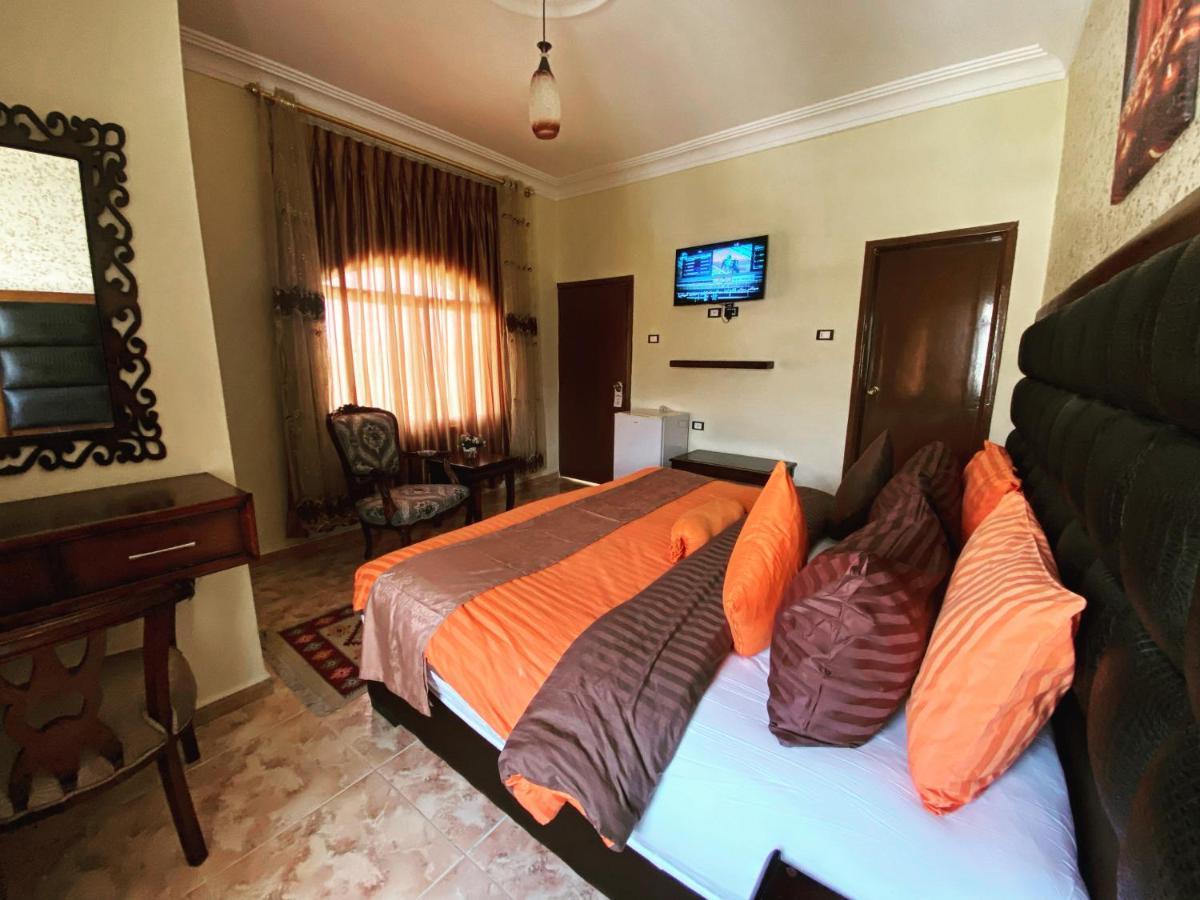 Anbat Midtown Hotel Вади Муса Экстерьер фото