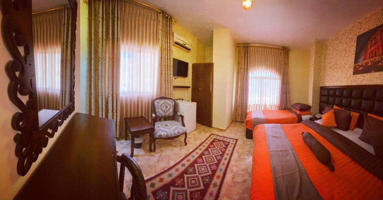 Anbat Midtown Hotel Вади Муса Экстерьер фото
