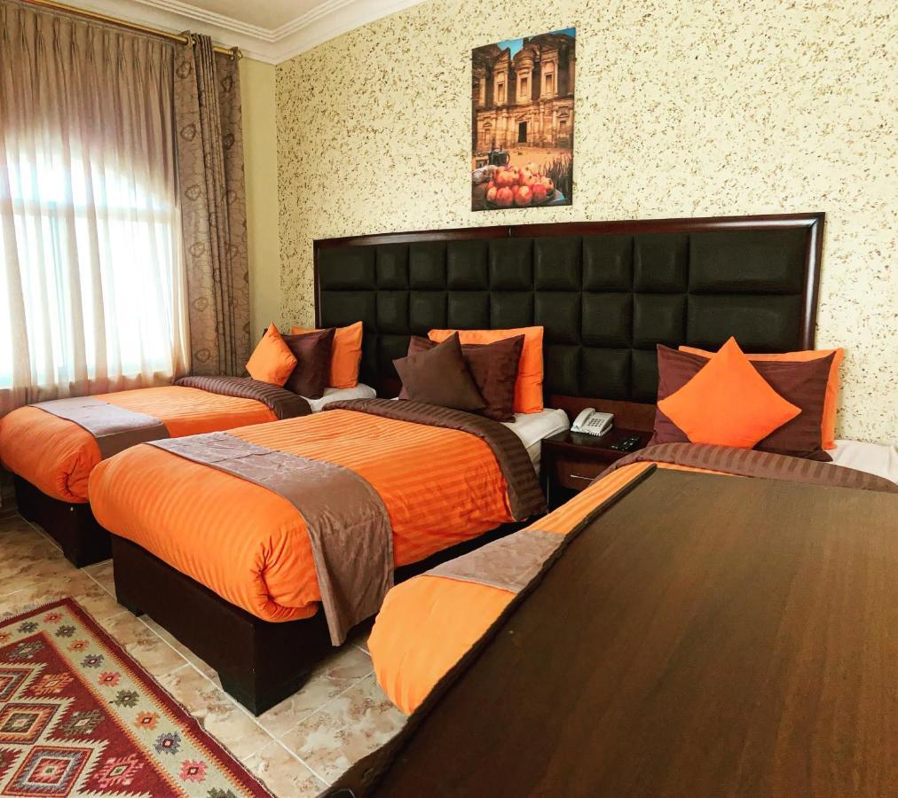 Anbat Midtown Hotel Вади Муса Экстерьер фото