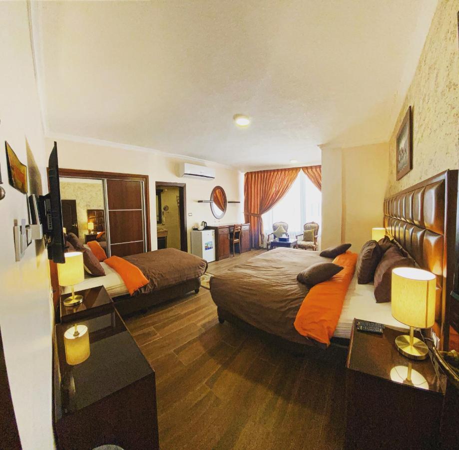 Anbat Midtown Hotel Вади Муса Экстерьер фото