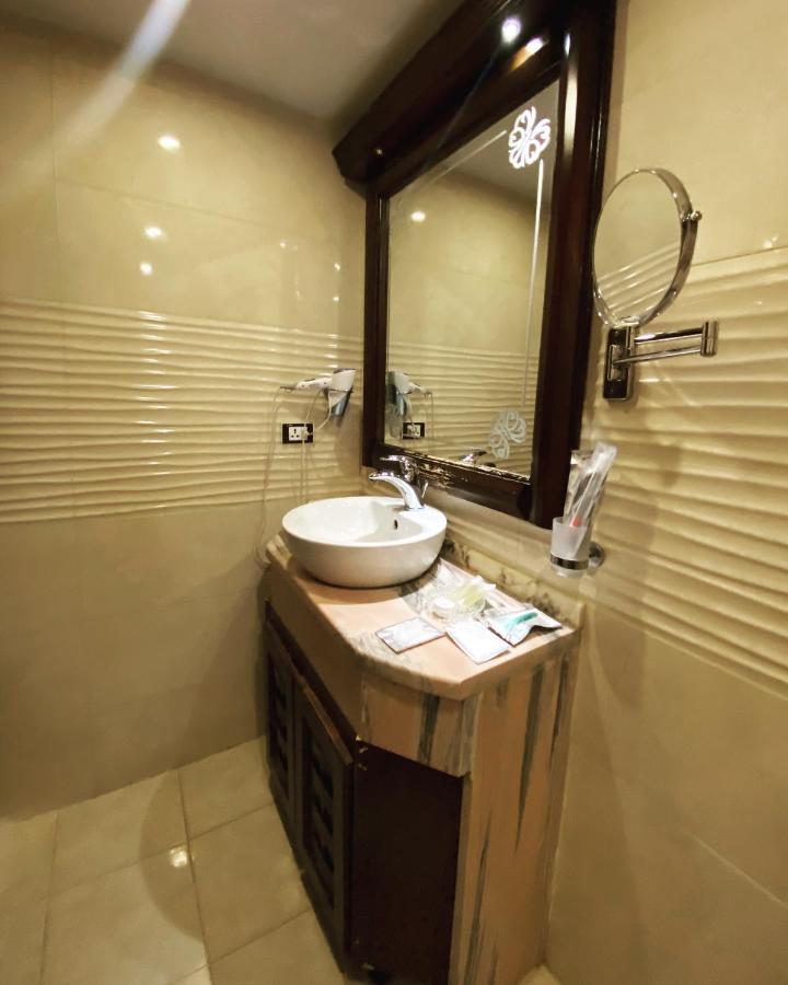 Anbat Midtown Hotel Вади Муса Экстерьер фото