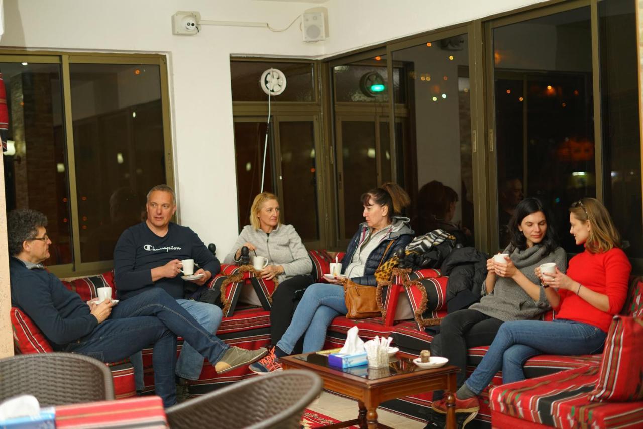 Anbat Midtown Hotel Вади Муса Экстерьер фото